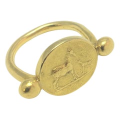 Helen Woodhull 22 Carat "Horse" Ring